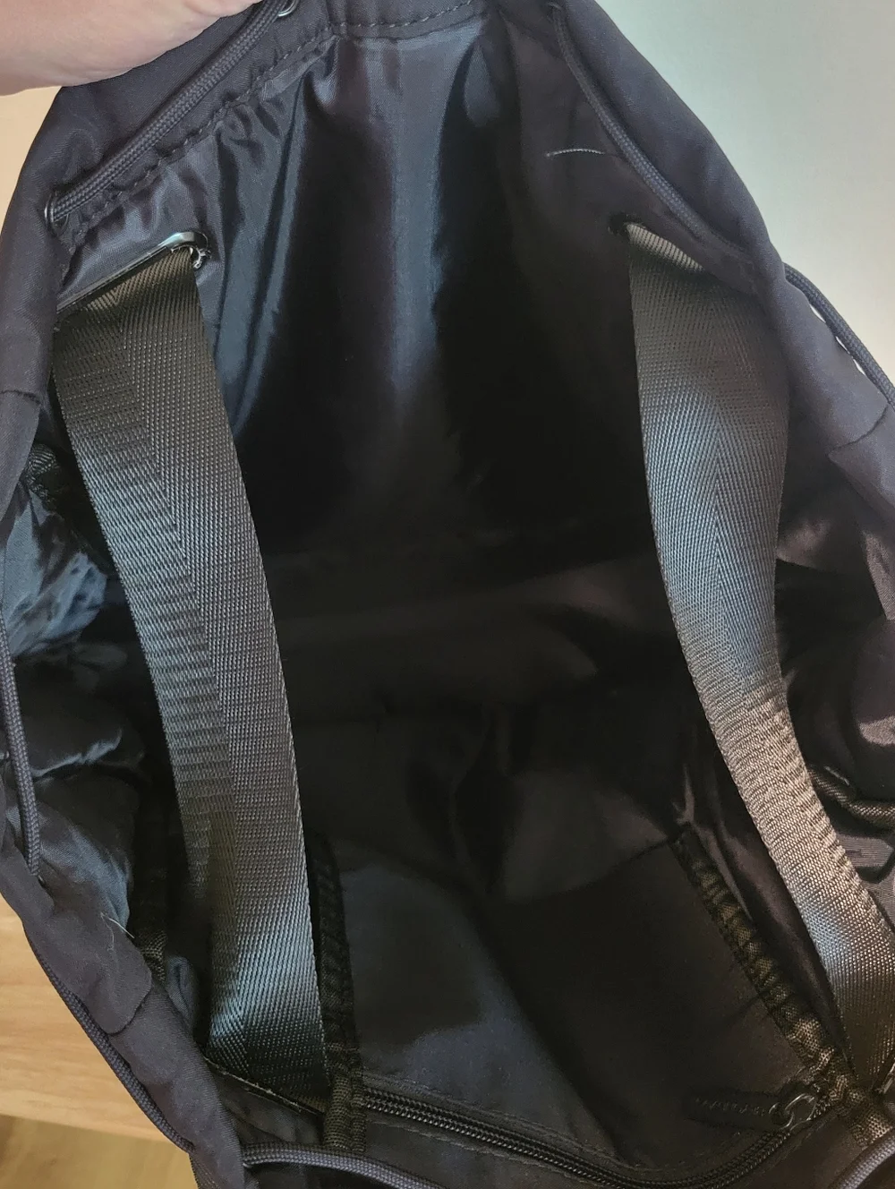 Beyond Yoga Black Drawstring Convertible Backpack